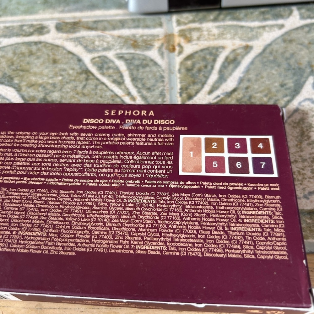 Sephora playlist disco diva eyeshadow palette - Picture 3 of 3